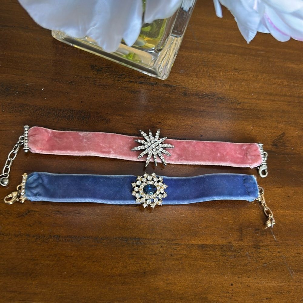 Bracelet velvet material with crystals designs NWOT